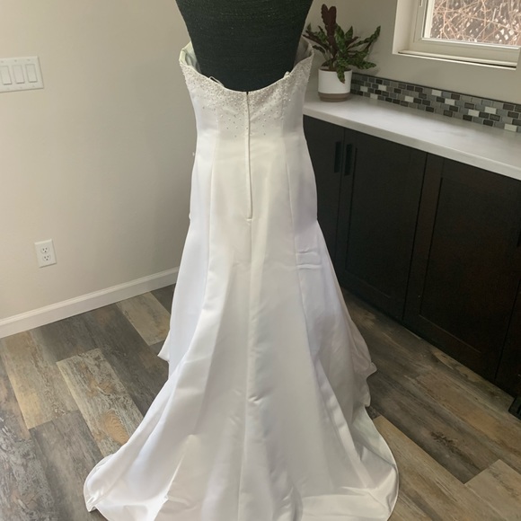 🚫SOLD🚫Eden Bridal wedding Dress 👗 White Size 10 Fit And Flare - Picture 7 of 12